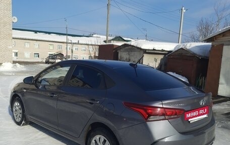 Hyundai Solaris II рестайлинг, 2021 год, 1 650 000 рублей, 5 фотография