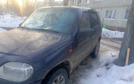 Chevrolet Niva I рестайлинг, 2005 год, 170 000 рублей, 3 фотография
