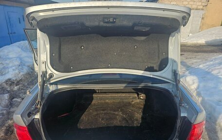 KIA Magentis I, 2005 год, 198 000 рублей, 16 фотография