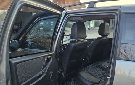 Chevrolet Niva I рестайлинг, 2017 год, 830 000 рублей, 10 фотография