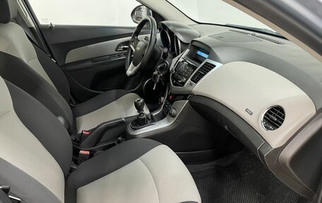 Chevrolet Cruze II, 2011 год, 779 000 рублей, 19 фотография