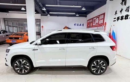 Skoda Karoq I, 2022 год, 2 110 000 рублей, 4 фотография