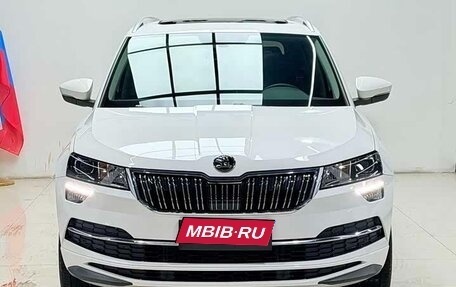 Skoda Karoq I, 2022 год, 2 110 000 рублей, 2 фотография