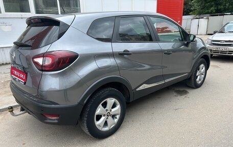 Renault Kaptur I рестайлинг, 2018 год, 1 300 000 рублей, 1 фотография