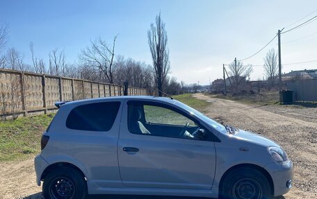 Toyota Vitz, 2001 год, 700 000 рублей, 7 фотография