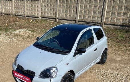 Toyota Vitz, 2001 год, 700 000 рублей, 4 фотография