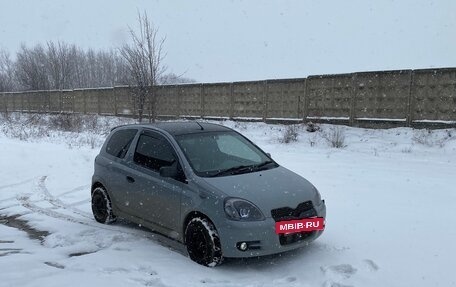Toyota Vitz, 2001 год, 700 000 рублей, 24 фотография