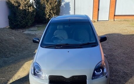 Toyota Vitz, 2001 год, 700 000 рублей, 28 фотография