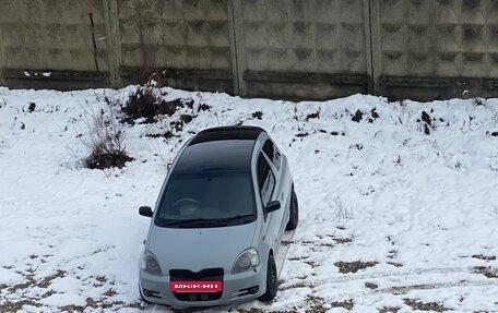 Toyota Vitz, 2001 год, 700 000 рублей, 27 фотография