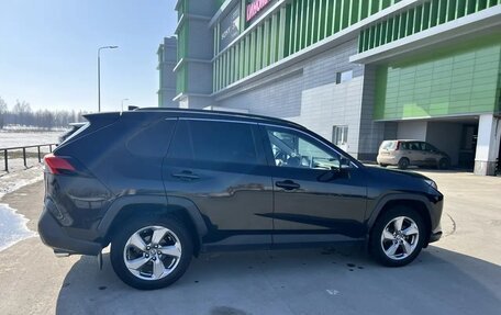 Toyota RAV4, 2020 год, 3 140 000 рублей, 5 фотография