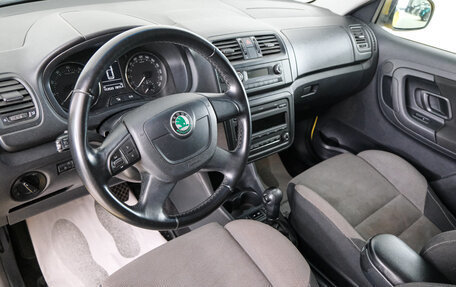 Skoda Fabia II, 2012 год, 899 000 рублей, 9 фотография