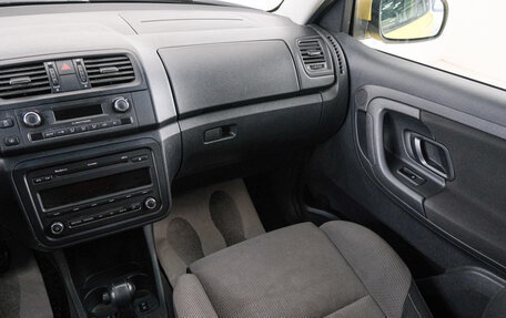 Skoda Fabia II, 2012 год, 899 000 рублей, 12 фотография