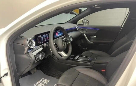 Mercedes-Benz A-Класс, 2022 год, 1 550 000 рублей, 5 фотография