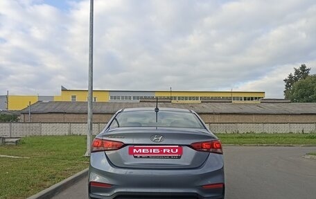 Hyundai Solaris II рестайлинг, 2017 год, 615 000 рублей, 5 фотография