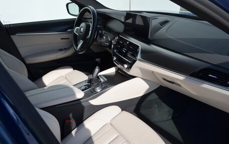 BMW 5 серия, 2021 год, 5 700 000 рублей, 10 фотография