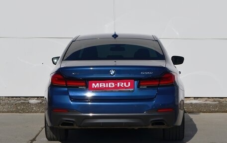 BMW 5 серия, 2021 год, 5 700 000 рублей, 5 фотография