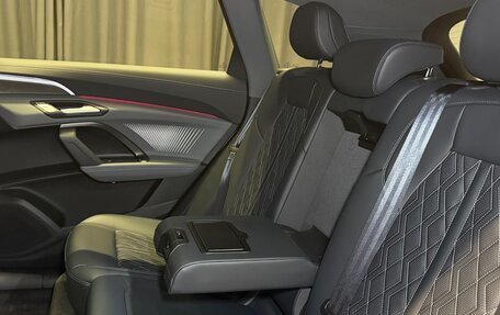 Audi Q5, 2025 год, 7 200 000 рублей, 33 фотография