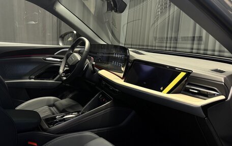 Audi Q5, 2025 год, 7 200 000 рублей, 39 фотография