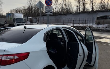 KIA Rio III рестайлинг, 2013 год, 970 000 рублей, 5 фотография