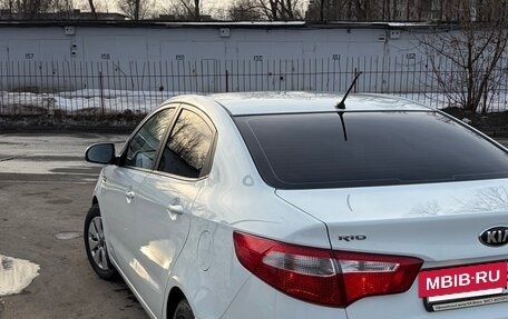 KIA Rio III рестайлинг, 2013 год, 970 000 рублей, 3 фотография