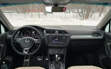 Volkswagen Tiguan II, 2017 год, 2 300 000 рублей, 8 фотография