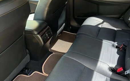 Toyota Camry, 2017 год, 2 300 000 рублей, 12 фотография