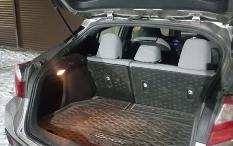 Toyota C-HR I рестайлинг, 2019 год, 2 250 000 рублей, 8 фотография