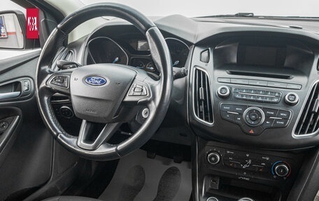 Ford Focus III, 2018 год, 1 049 000 рублей, 18 фотография