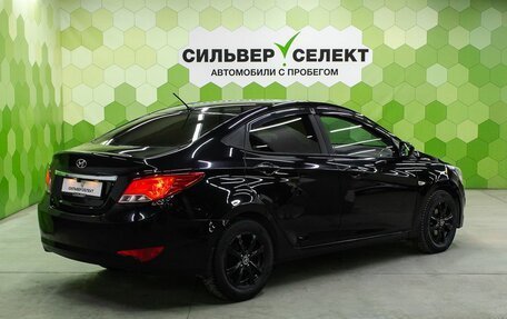 Hyundai Solaris II рестайлинг, 2016 год, 1 050 000 рублей, 2 фотография