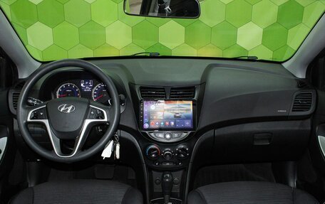 Hyundai Solaris II рестайлинг, 2016 год, 1 050 000 рублей, 13 фотография