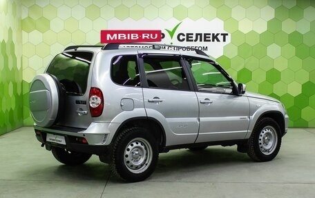 Chevrolet Niva I рестайлинг, 2018 год, 750 000 рублей, 2 фотография