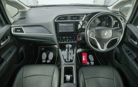 Honda Shuttle II, 2017 год, 1 275 000 рублей, 16 фотография