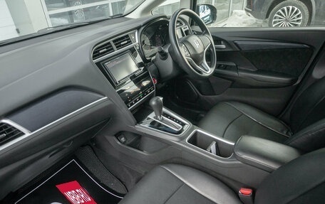 Honda Shuttle II, 2017 год, 1 275 000 рублей, 18 фотография