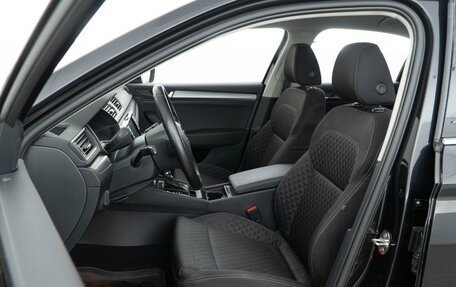 Skoda Superb III рестайлинг, 2017 год, 2 057 077 рублей, 10 фотография