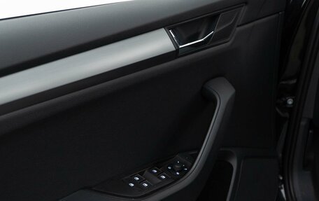 Skoda Superb III рестайлинг, 2017 год, 2 057 077 рублей, 19 фотография