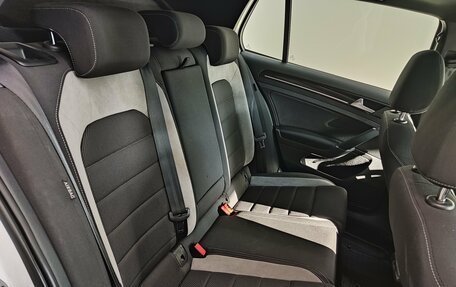 Volkswagen Golf R VII, 2014 год, 2 600 000 рублей, 23 фотография