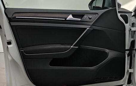 Volkswagen Golf R VII, 2014 год, 2 600 000 рублей, 28 фотография