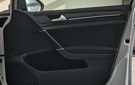 Volkswagen Golf R VII, 2014 год, 2 600 000 рублей, 29 фотография