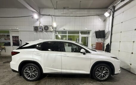 Lexus RX IV рестайлинг, 2021 год, 4 800 000 рублей, 1 фотография