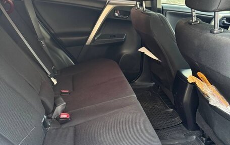 Toyota RAV4, 2013 год, 2 200 000 рублей, 11 фотография