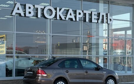 Volkswagen Polo VI (EU Market), 2018 год, 1 250 000 рублей, 2 фотография