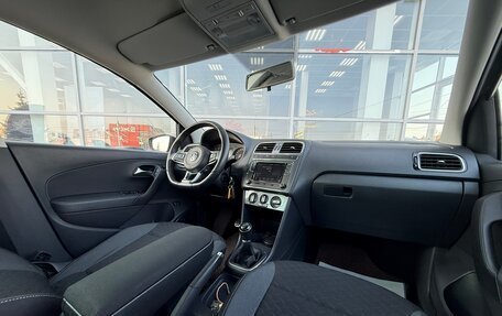 Volkswagen Polo VI (EU Market), 2018 год, 1 250 000 рублей, 23 фотография