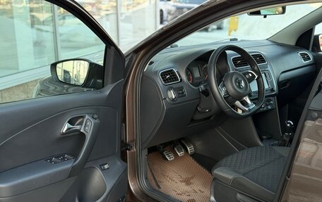 Volkswagen Polo VI (EU Market), 2018 год, 1 250 000 рублей, 28 фотография