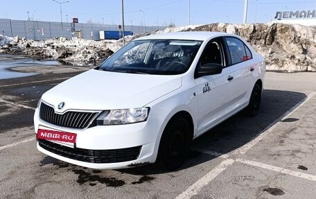 Skoda Rapid I, 2017 год, 900 000 рублей, 2 фотография