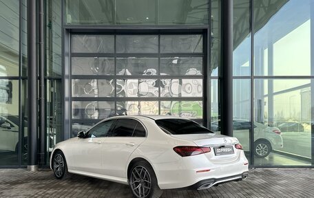 Mercedes-Benz E-Класс, 2021 год, 4 650 000 рублей, 2 фотография