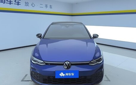 Volkswagen Golf VIII, 2022 год, 1 885 000 рублей, 2 фотография