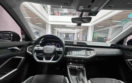 Audi Q3, 2022 год, 2 300 000 рублей, 7 фотография