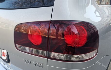 Volkswagen Touareg III, 2010 год, 1 420 000 рублей, 8 фотография