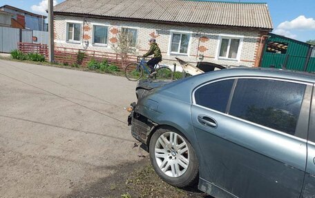 BMW 7 серия, 2002 год, 200 000 рублей, 3 фотография