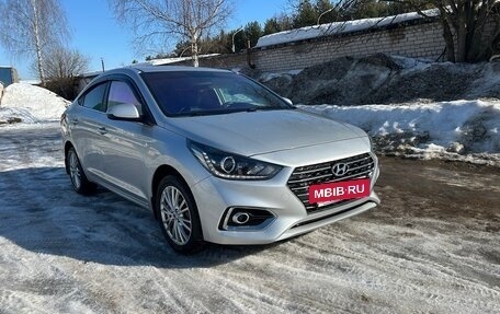 Hyundai Solaris II рестайлинг, 2019 год, 1 650 000 рублей, 2 фотография
